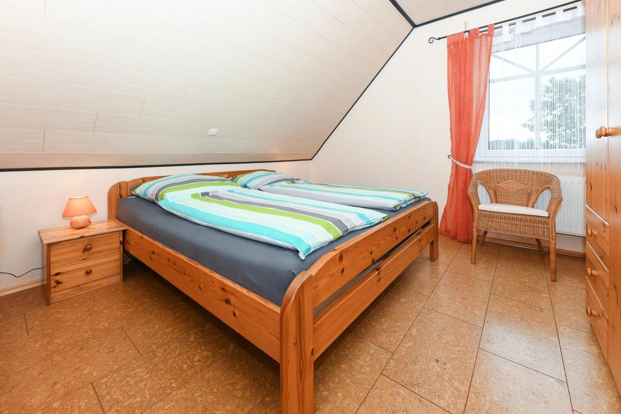 Ferienwohnungen Im Haus Flinthoern Neuharlingersiel Exterior foto